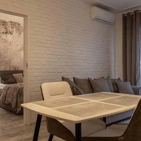 Modern - Mokotow - Balcony - Garage Lägenhet *