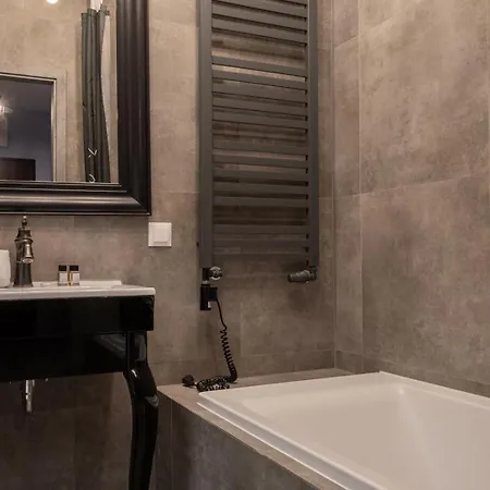 Modern With Balcony And Garage - Mokotow * Varşova