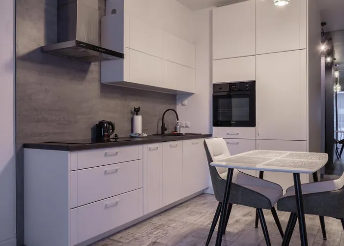 Modern With Balcony And Garage - Mokotow Apartment *